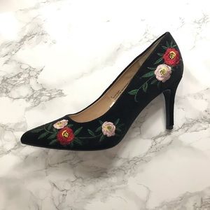 Flower embroidered black velvet heels
